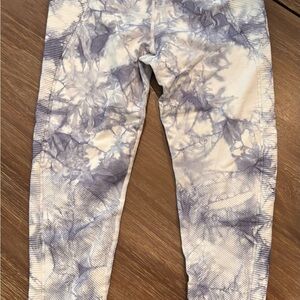 Aerie Tie-Dye Blue and White Leggings